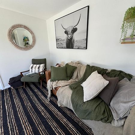 Blyth Retreat, Bruny Island Villa Simpsons Bay ภายนอก รูปภาพ