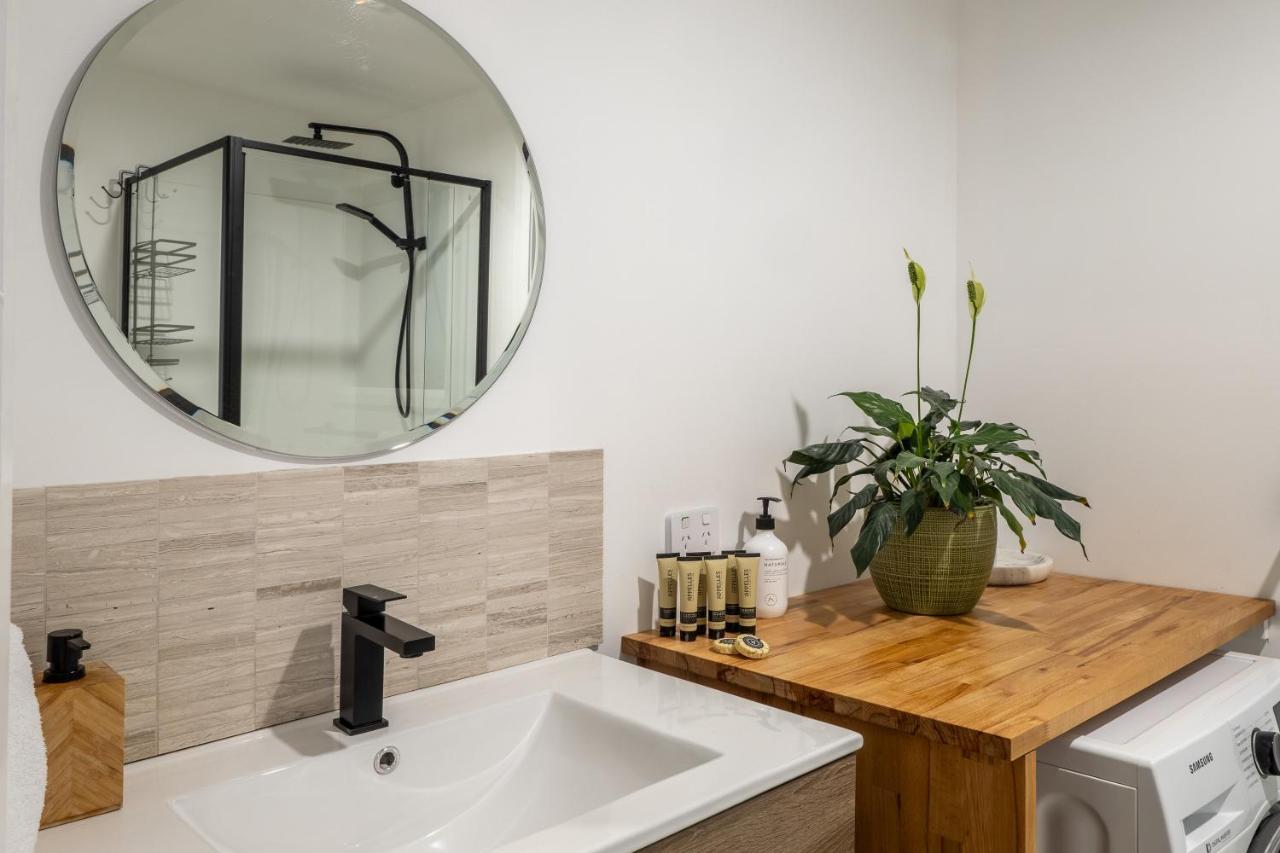 Blyth Retreat, Bruny Island Villa Simpsons Bay ภายนอก รูปภาพ